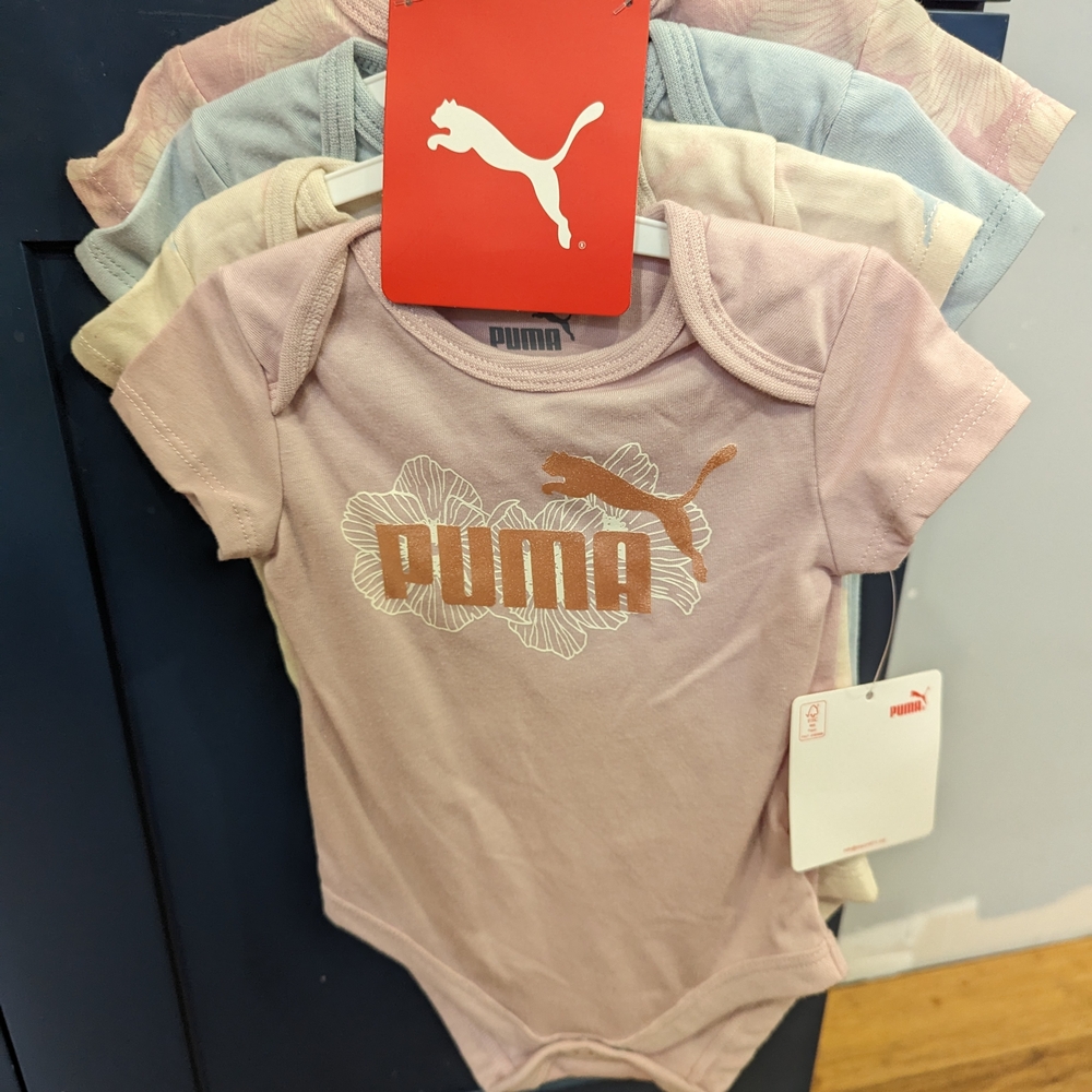 4pk, brand New Puma Pink Onesie Set.